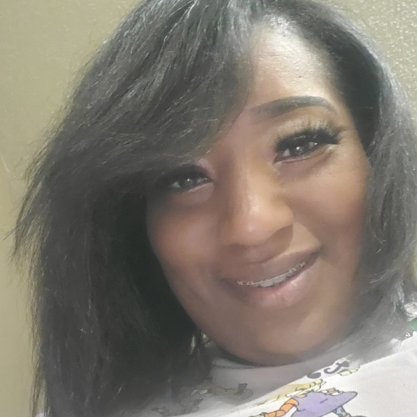 Veronica - Mathematics tutor - Memphis