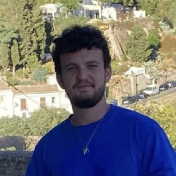 Joshua - Spanish tutor - Ravenshead
