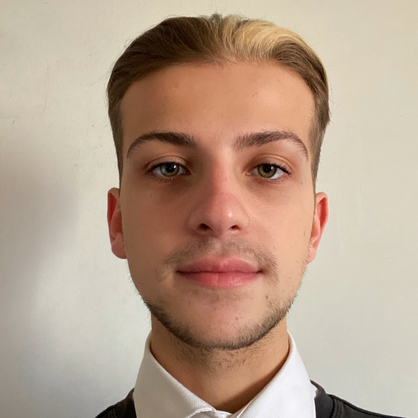 Julian - Prof de maths - Vaulx-en-Velin