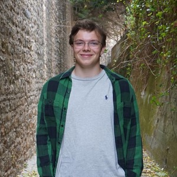 Dmitriy - Professor de física - Porto
