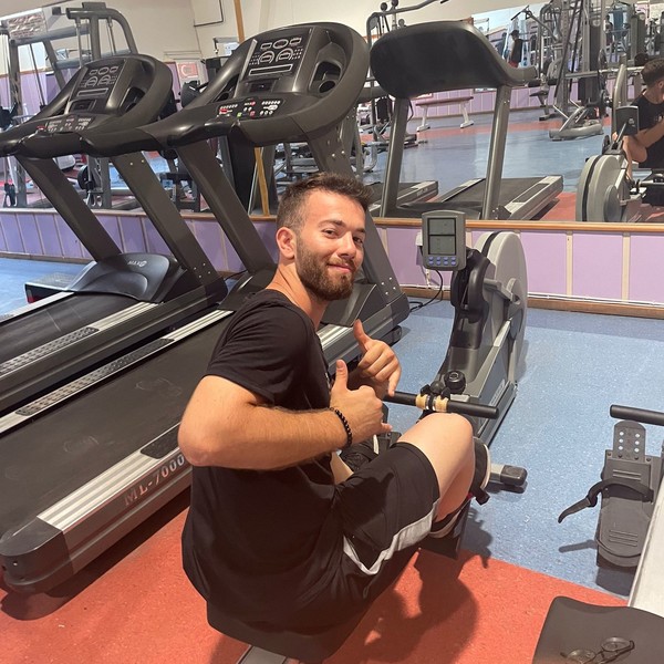 Muhammet - Kick boks öğretmeni - 