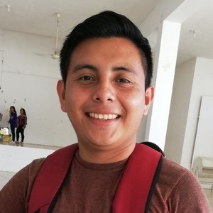 Esaú - Profesor de química - Tizimín