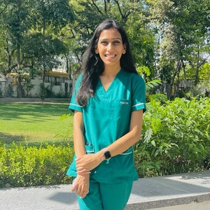 Nikita - Biology tutor - Surat