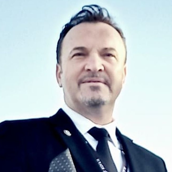 Erol - İngilizce öğretmeni - 