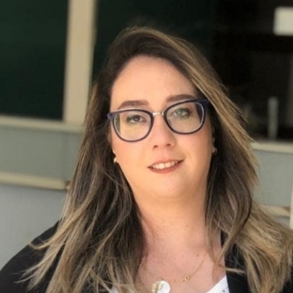 Thais - Professor de português para estrangeiros - Arcoverde