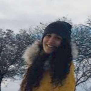 Aylin - Tarih öğretmeni - 