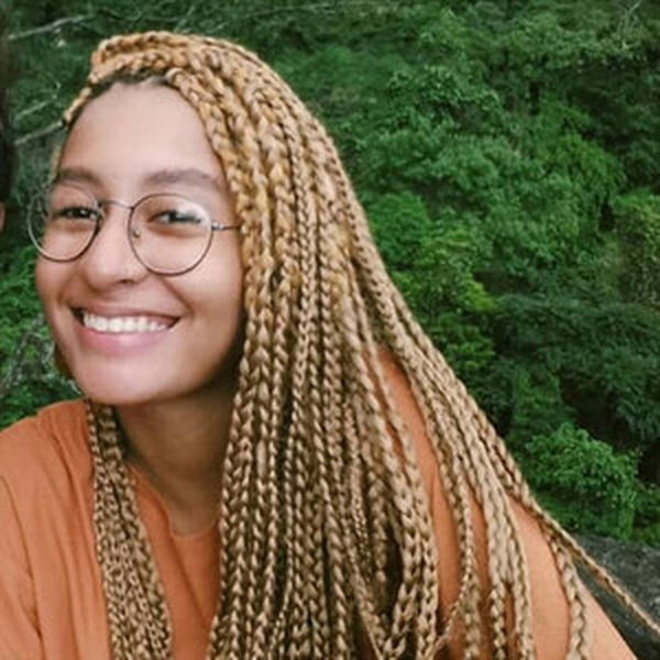 Thayla - Professor de Sociologia - Campo Grande