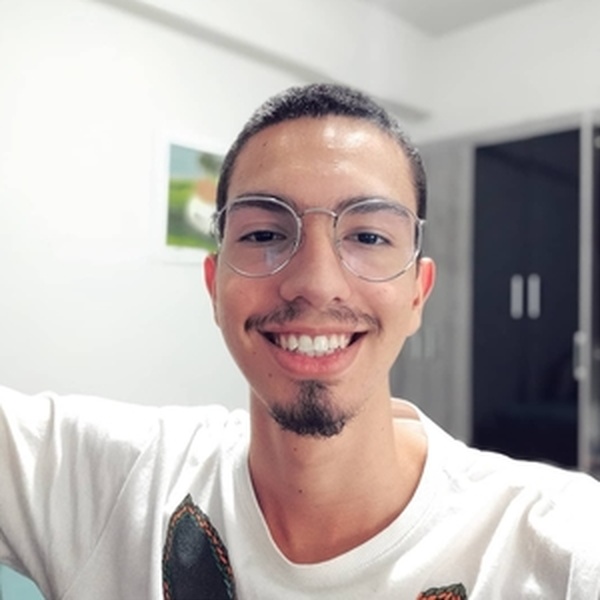 Filipe - Professor de Linguagens de Programação - Centro