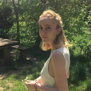 Nastasia - Prof de philosophie - Arzon