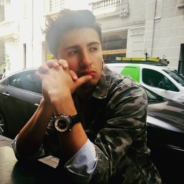 Nicolás - Profesor de ciencias sociales - Santiago