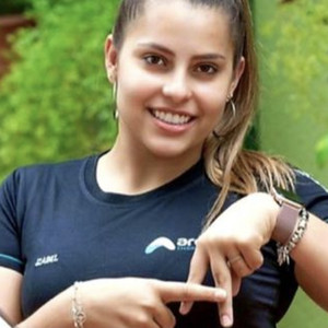 Izabel - Professor de português para estrangeiros - 