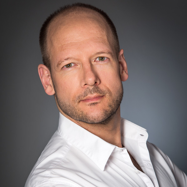 Christian - Lehrkraft für Gesang - Köln