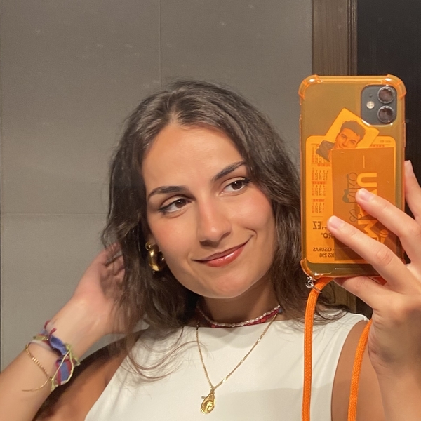 Valeria - profesor de química - Santiago de Compostela