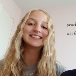 Julie - Prof de dessin - Annemasse