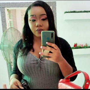 Isabella - Make-up tutor - Lagos