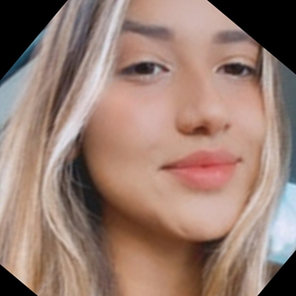 Mariana - Spanish teacher - Miami Lakes