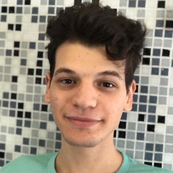 Ian Lucca Hatty - Professor de Gramática - Vila Mariana