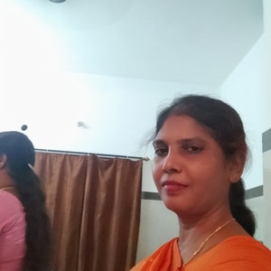 Asmath - English listening teacher - Chennai