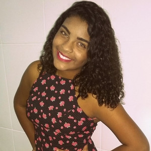 Laura - Prof de inglês - Santa Lucia