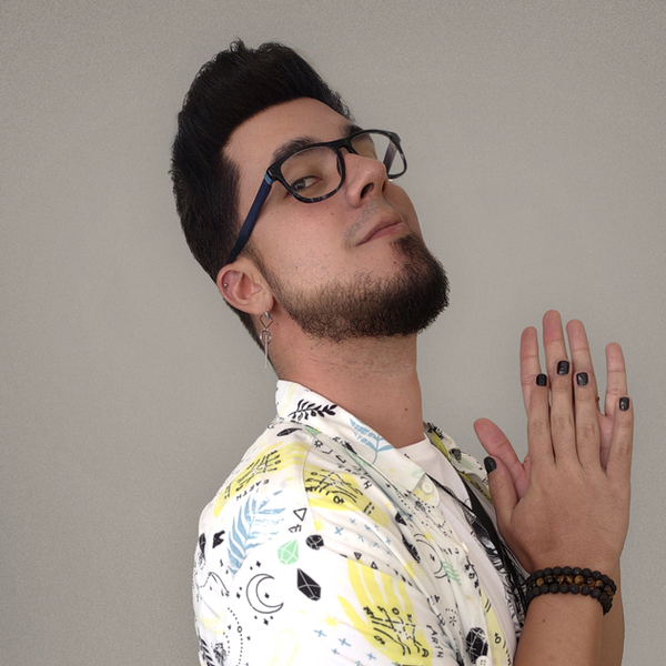 Alex - Prof de design de animação - Uberlândia