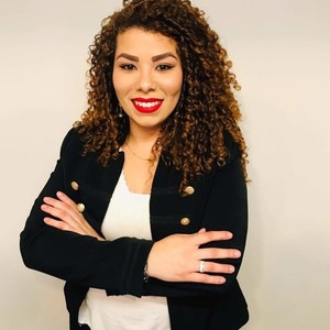 Kelly - Professor de iniciação à informática - Vila Boa Vista