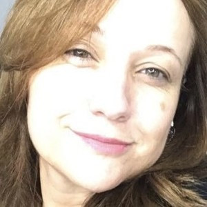 Tania - Professor de reforço escolar - Jandira