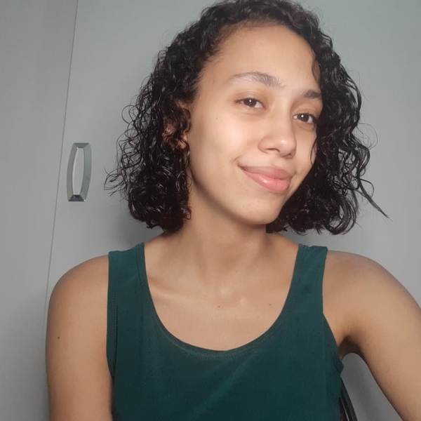 Maria - Prof de anatomia - Vila Aurocan