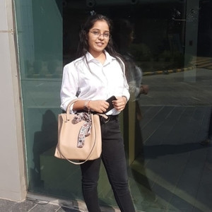 Disha mathur - Microeconomics teacher - Gurugram