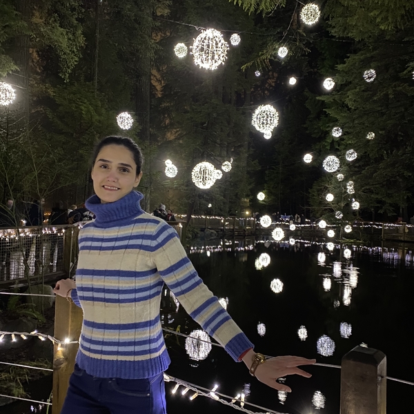 Mobina - Physics tutor - Vancouver