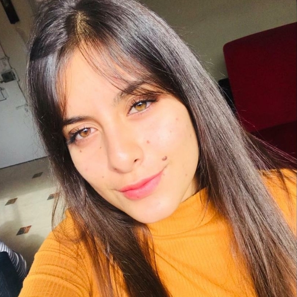 Alejandra - Profe de historia - Bogotá