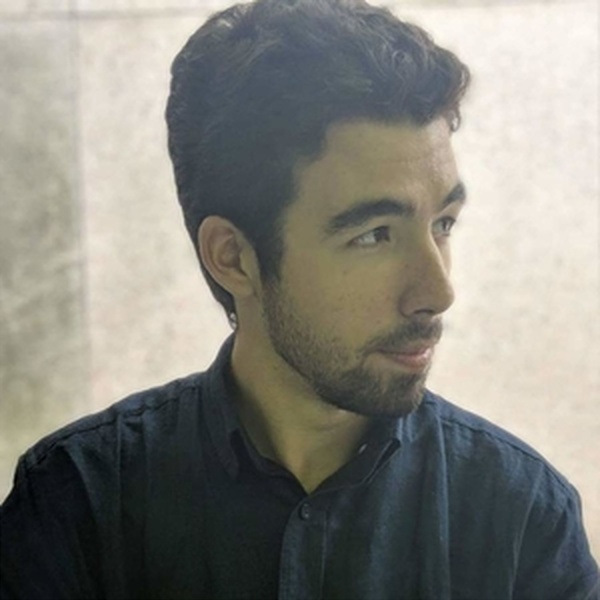 Hugo - Professor de matemática - Vila Nova de Gaia