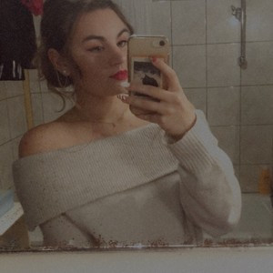 Elisa - Prof d'anglais - Onhaye