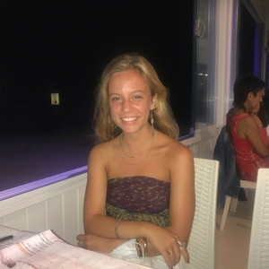 Carlota - Spanish tutor - Leeds