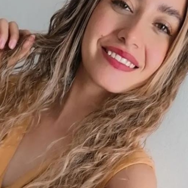 Camila - Profesor de español para extranjeros - Candiles