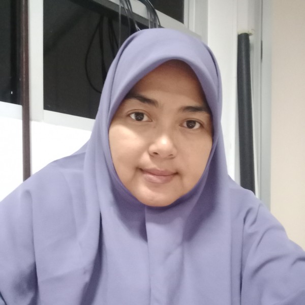 Yuni - Guru bahasa inggris - 