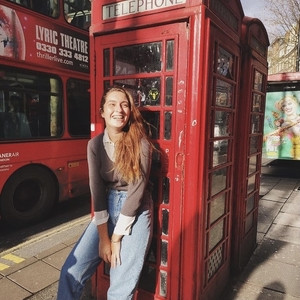 Julia - Professor de inglês - conversação - Rio de Janeiro