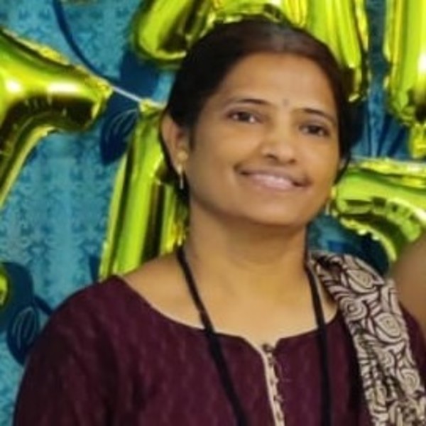 Ratna - Maths tutor - 