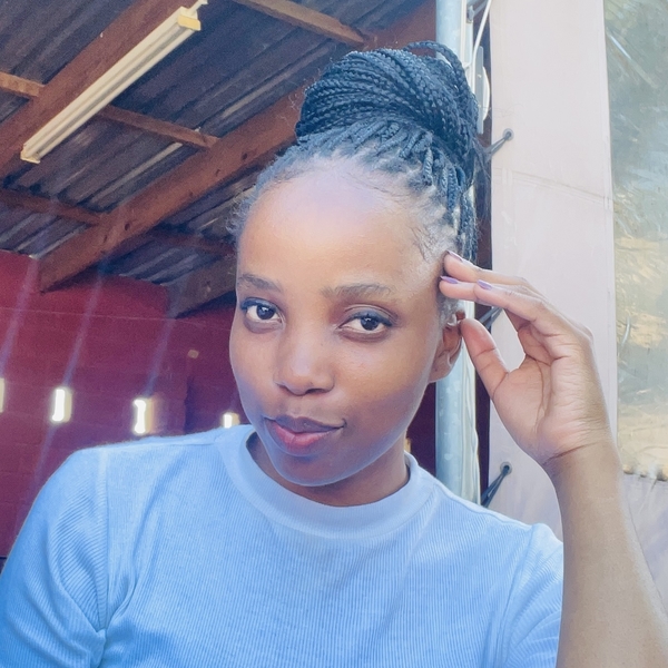 Kungeka - English tutor - Port Elizabeth