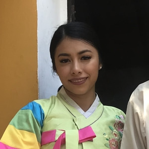 Kelly - Profe de coreano - Mérida