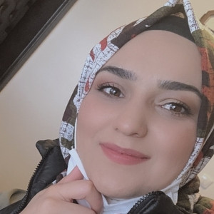 Büşra - Okuma güçlüğü çeken öğrencilere takviye öğretmeni - 
