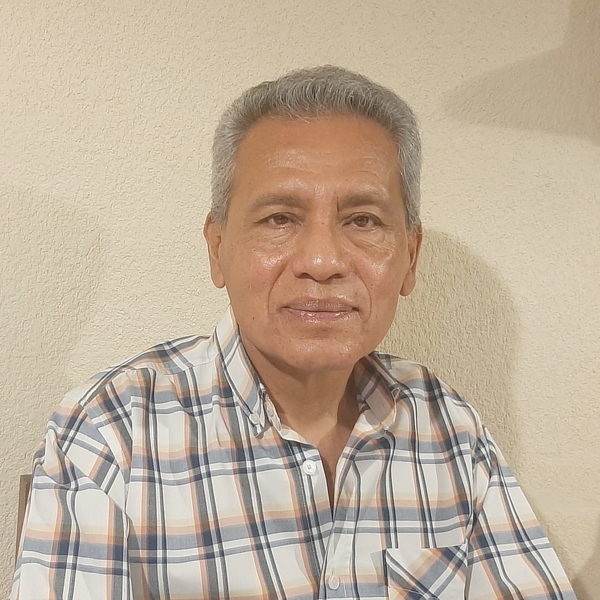 Martín - Profesor de química de alimentos - Acámbaro
