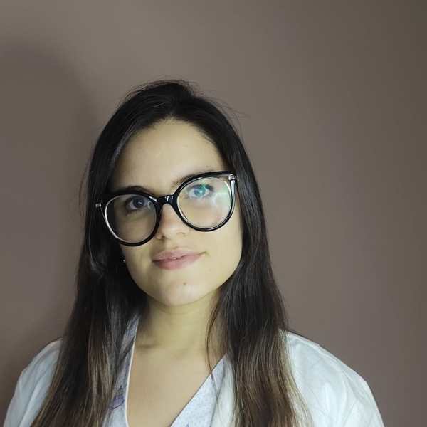 Yasmin - Profesor de biología celular - EUD