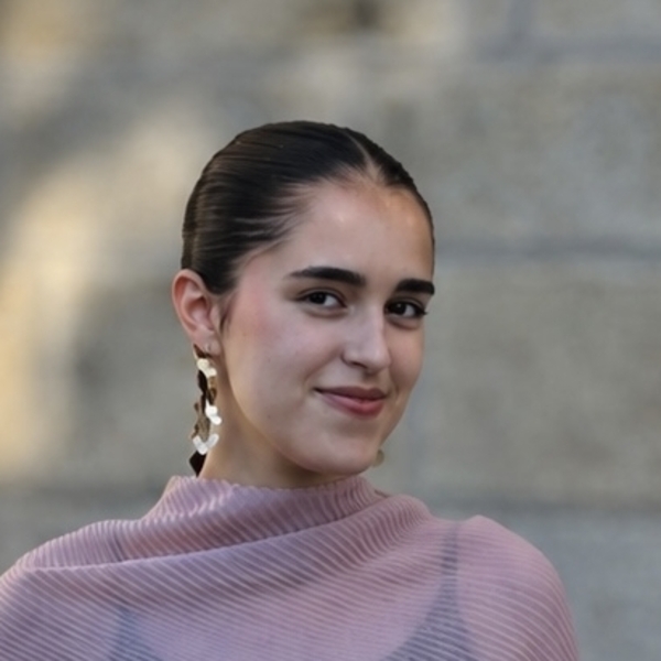 Lara - Professor de Leitura - Coimbra
