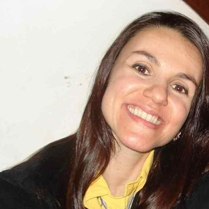 Alessandra - Prof de preparação para acesso a escola de gestão - Centro