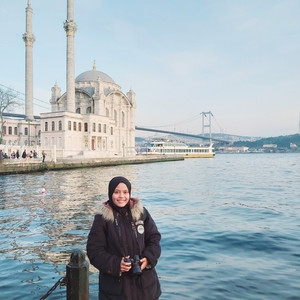 Ainun - Guru bahasa arab - Kecamatan Mantingan