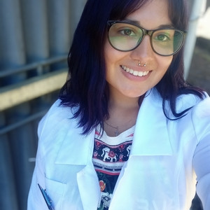 Ana Paula - profesor de biología - Ancud