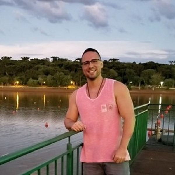 Renato - personal trainer - Todos os Santos