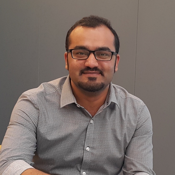 Roshaan - Physics tutor - Mississauga