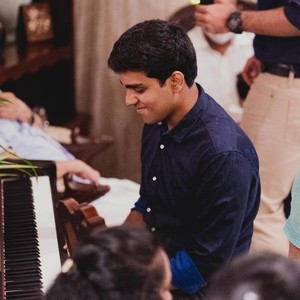 Mathew - Piano teacher - Kochi