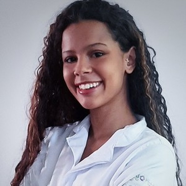 Esther - Professor de Português - São Luiz